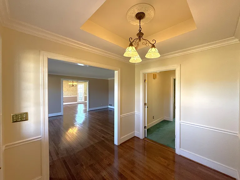 218 Fairway Dr — Photo 6
