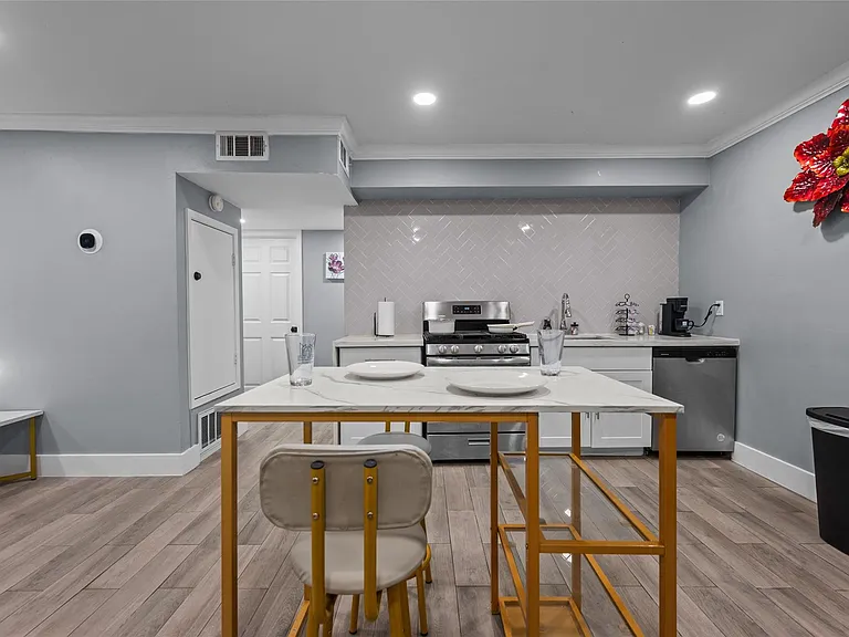 3611 Graustark St #17 — Photo 3