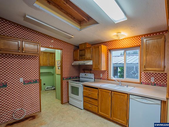3rd image of 31919 N Lake Creek Dr Unit 32