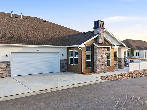 2nd image of 1481 N Saratoga View Ln #D