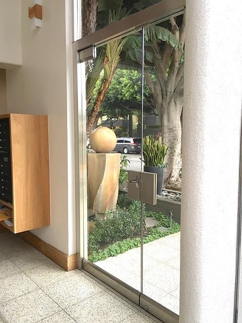 1st image of 1400 California Ave APT 208
