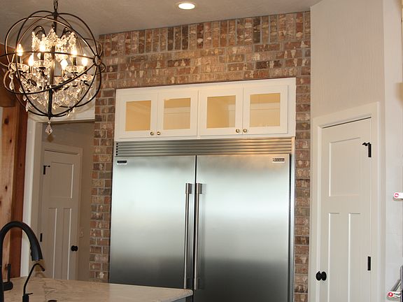 3rd image of 1805 Lago Dr