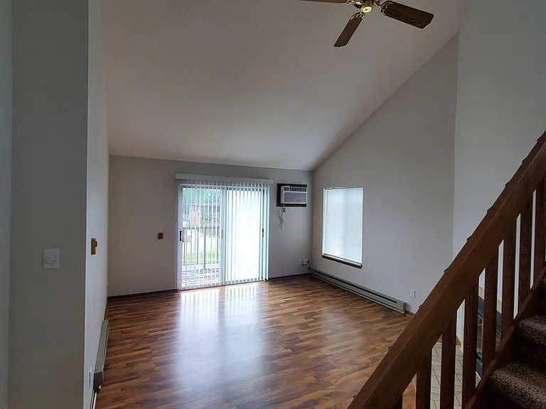 Orchard Village Apartments — Photo 66