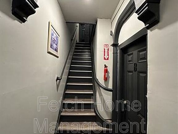 5th image of 25 S Ann St #G