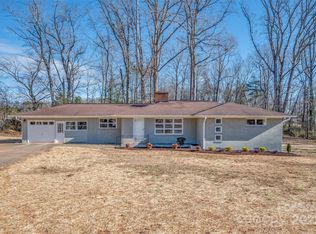 913 Piney Ridge Rd, Forest City, NC 28043