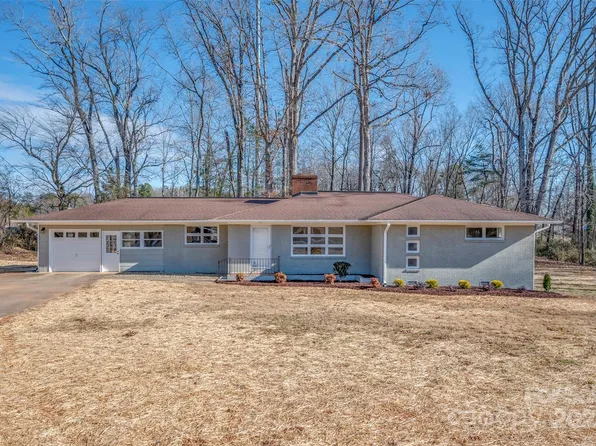 913 Piney Ridge Rd, Forest City, NC 28043