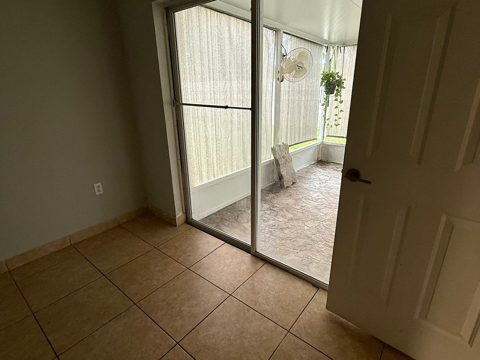 1655 Windsor Oak Ct — Photo 4