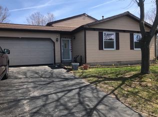 14 Adobe Dr, West Henrietta, NY 14586
