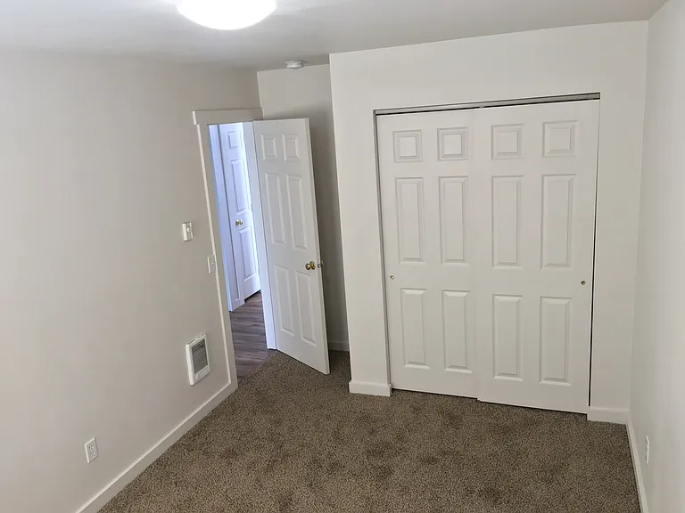 2602 N Ellington St — Photo 22