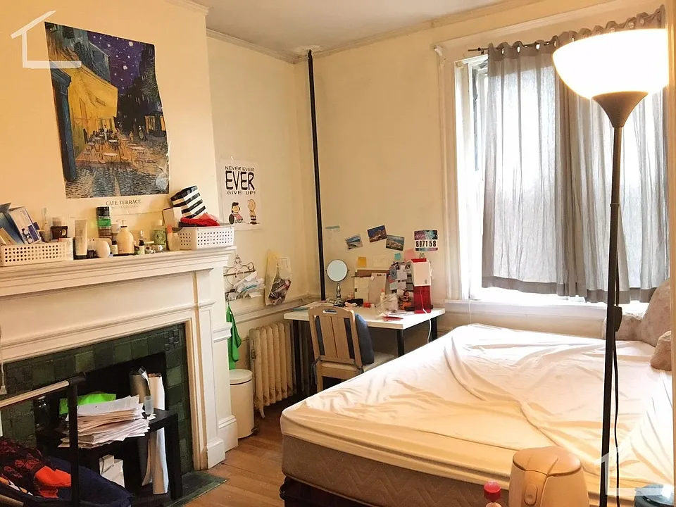 32 Egmont St #2B