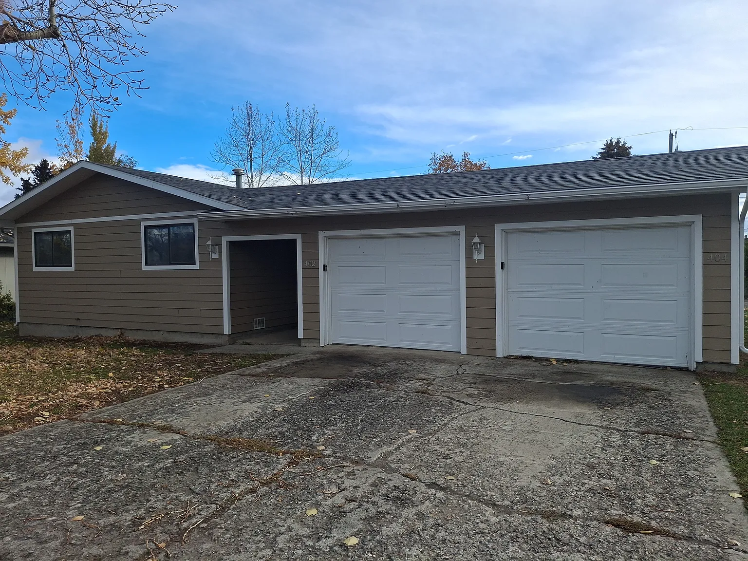 402 North 19th Avenue - 404 — Photo 1