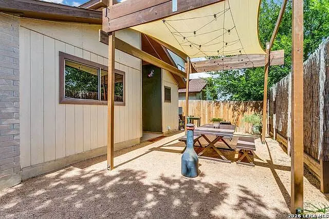 6857 Betty Levy — Photo 16