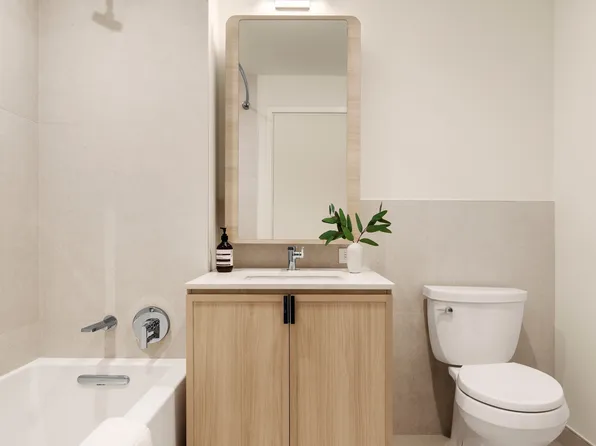 280 West 24th Street image 5 of 15