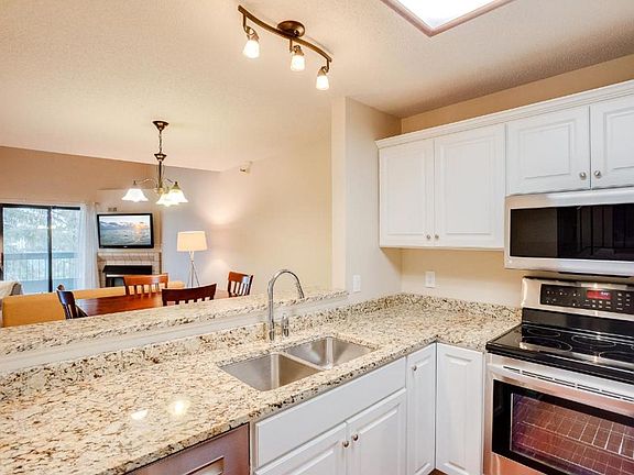 4th image of 7601 Edinborough Way APT 6302