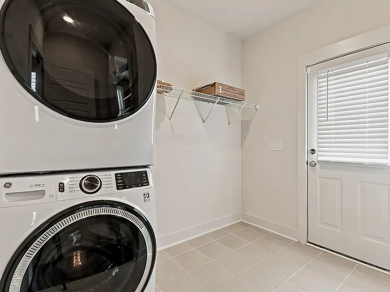6260 Taylor Rd — Photo 25