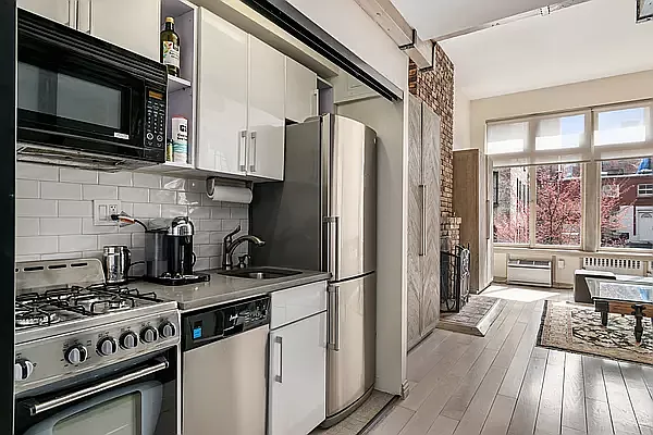 Rented by Compass | media 4