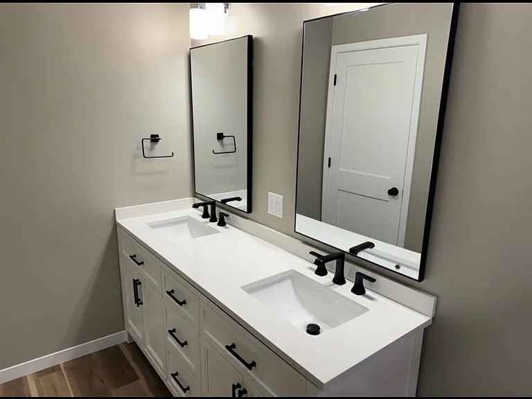 1503 Overlook Dr SE — Photo 3