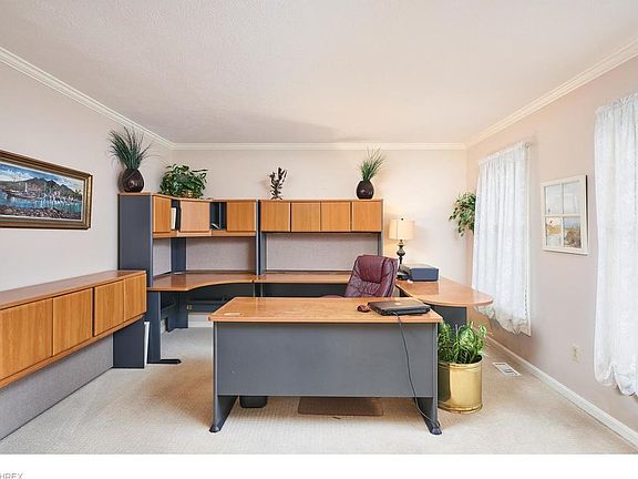 5th image of 1366 Hillandale Dr