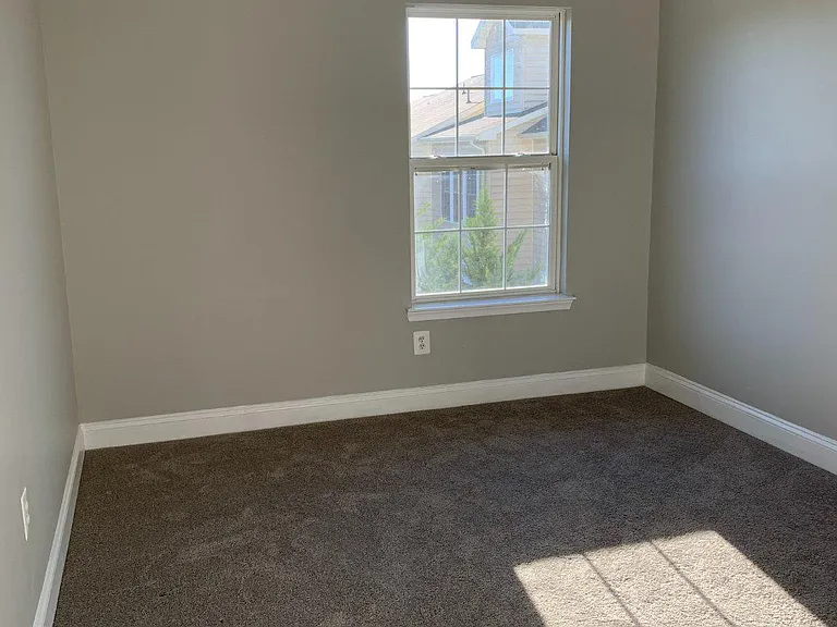 12956 Clarksburg Square Rd — Photo 9
