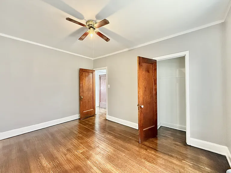 2059 W Touhy Ave #1 — Photo 6