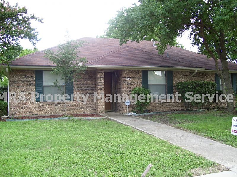 1st image of 1606 Steenson Dr