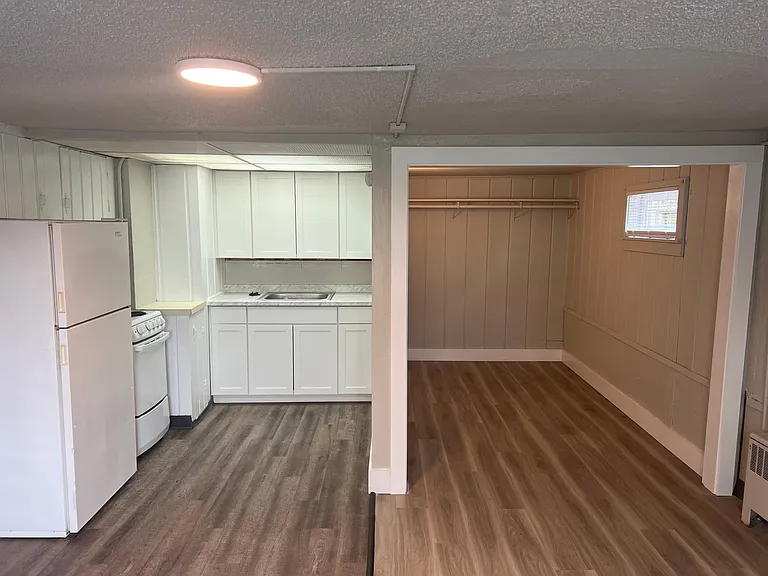 715 Judson St #7 — Photo 7