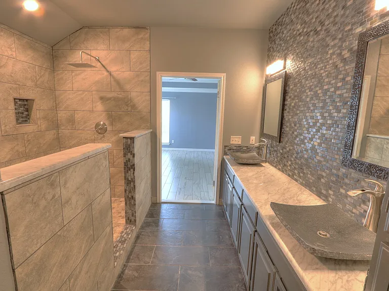7714 Odessa Dr — Photo 20
