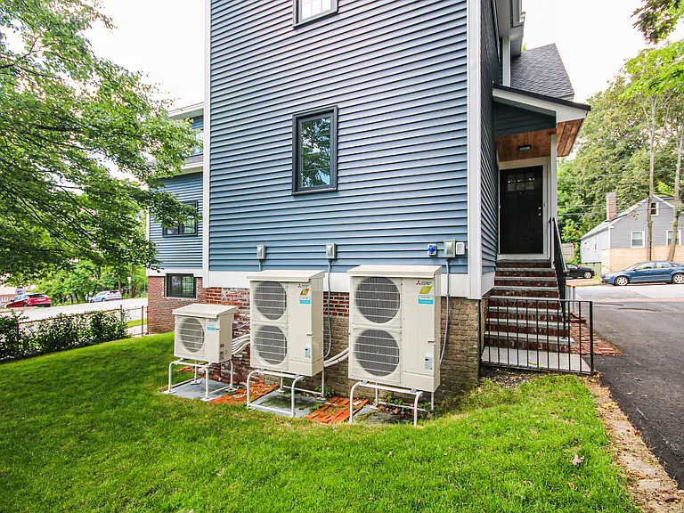 137 York St — Photo 41
