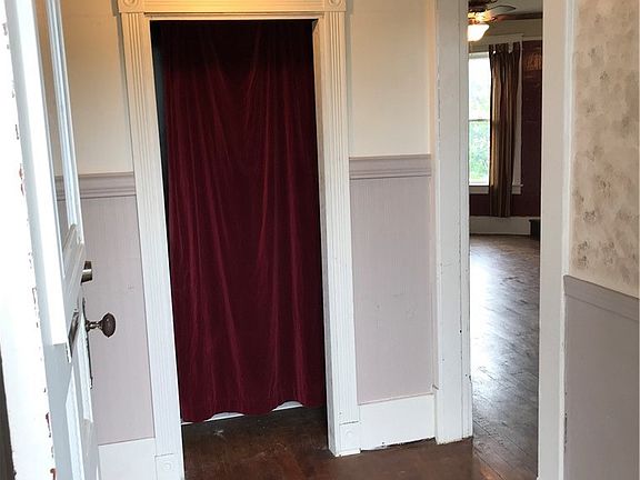 3rd image of 1530 S 41st St