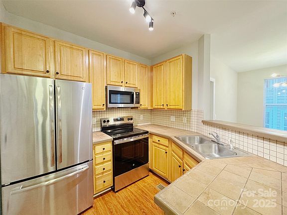 2nd image of 6726 Mallard Park Dr