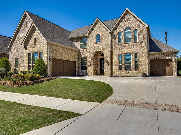 3rd image of 15152 Camden Ln