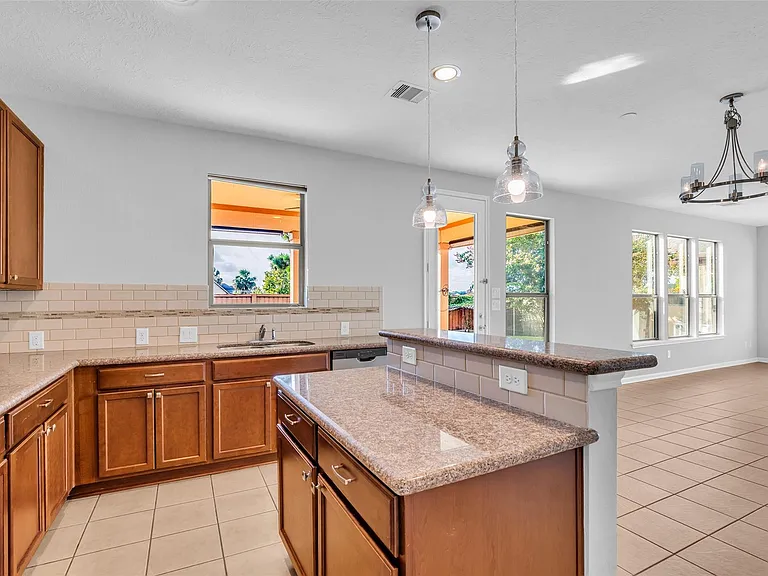 29488 Salem Fields Dr — Photo 5
