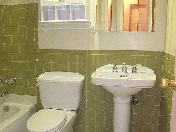 3rd image of 2413 Wharton Ct