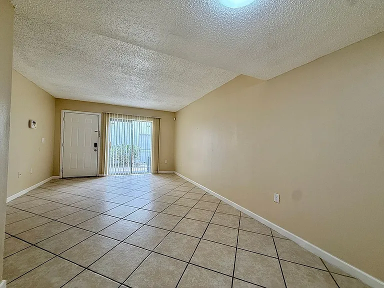 4149 S Semoran Blvd #4 — Photo 9