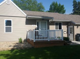303 16th St SE, Austin, MN 55912