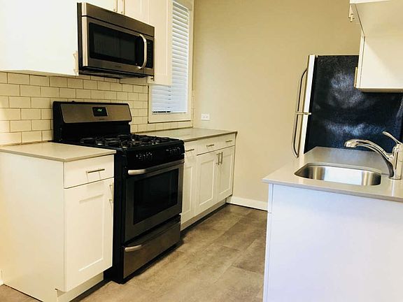 4th image of 3451 N Elaine Pl #1