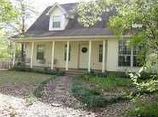 1512 Foxfire Dr, College Station, TX 77845