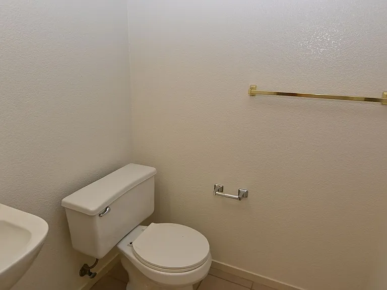 1105 Vista Pointe Cir — Photo 8