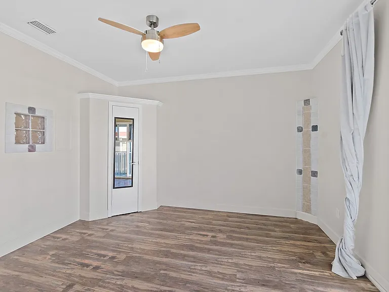 719 S Beach St #314B — Photo 17