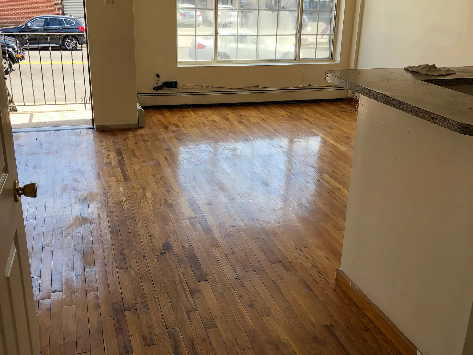 2 bed, 600 sqft, $2,550 — Photo 2