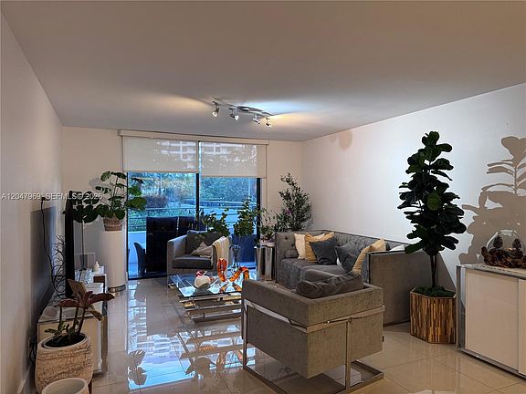 3rd image of 600 Three Islands Blvd APT 115