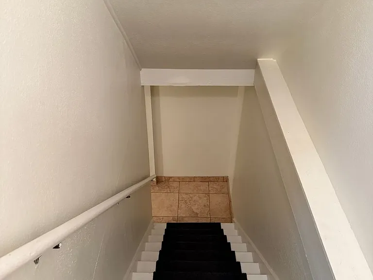 Prairie Grove Townhomes — Photo 17