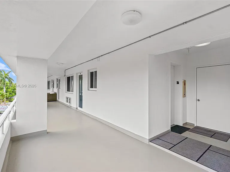 10190 Collins Ave #306/308 — Photo 43