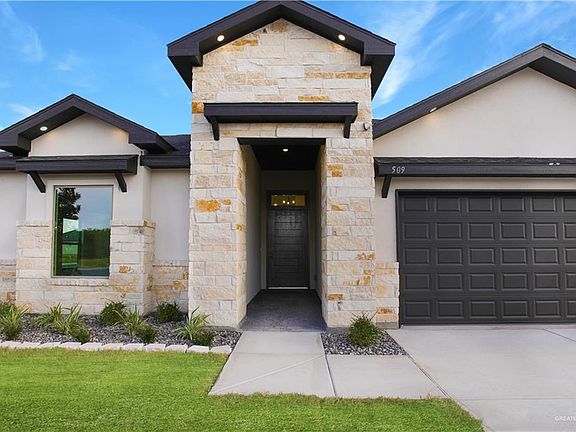 3rd image of 509 Park Place Dr
