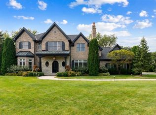 950 Gage Ln, Lake Forest, IL 60045