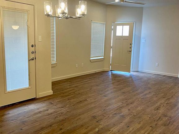 4th image of 10912 Abbeville Ave