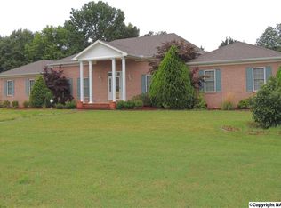 2002 Katie Dr SW, Decatur, AL 35603