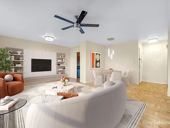3rd image of 6 Fordham Hill Oval APT 6H
