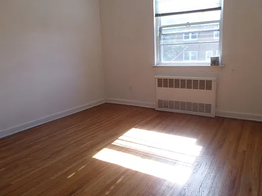 Rented by Keller Williams NYC | media 19