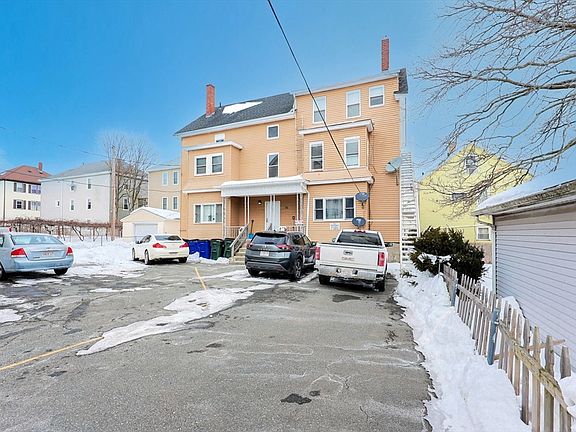 2nd image of 94 Snell St